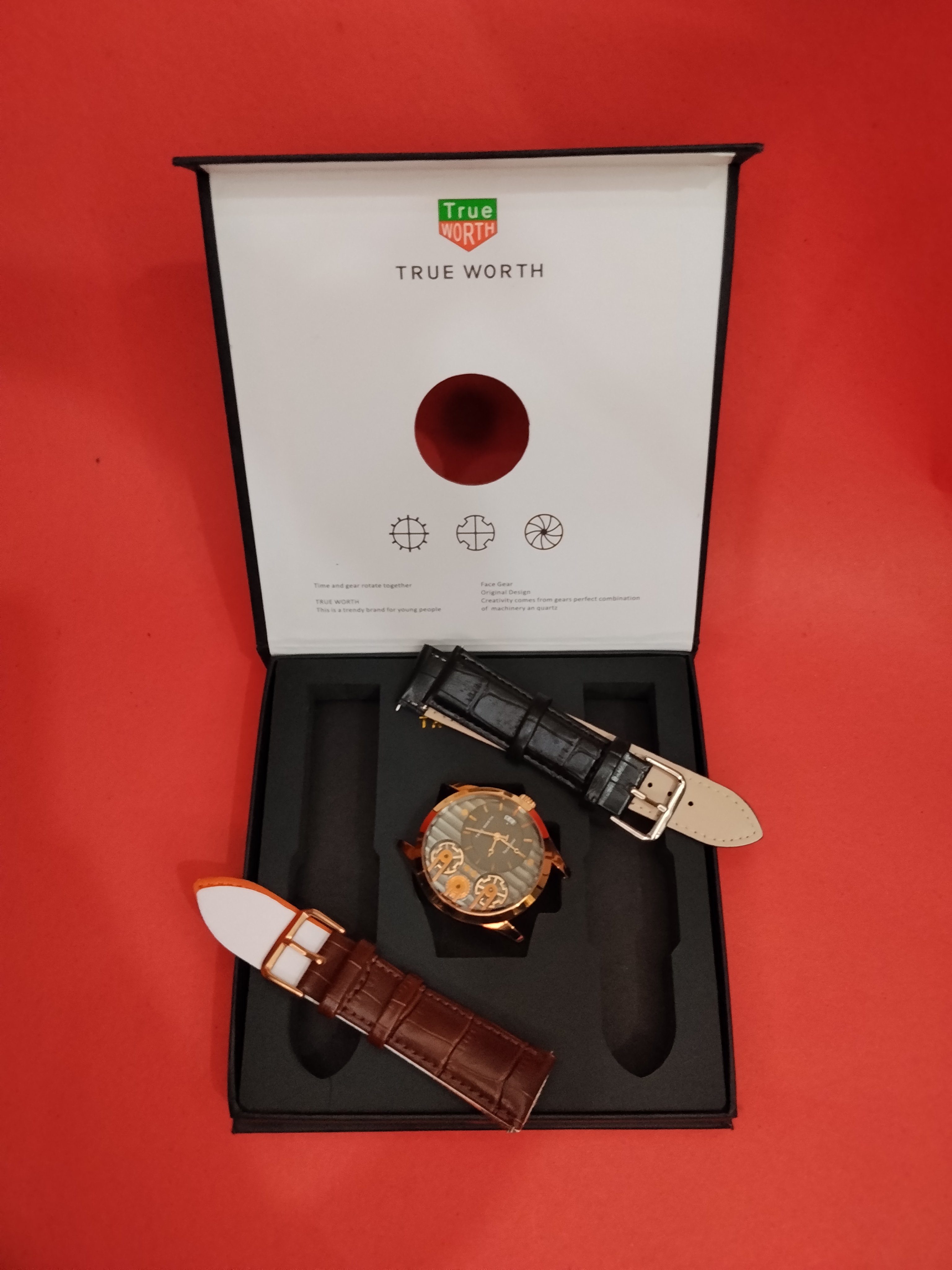 TRUE WORTH Rotating Gear Watch Set